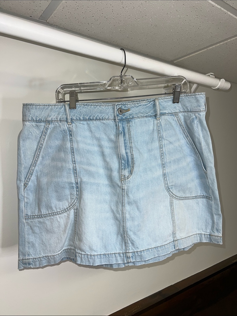 American Eagle Outfitters Super High Rise A-Line Light Blue Denim Mini Skirt- 18